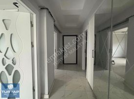 Turyap Metropol'den Çöşnük De Satılık 3+1 Daire