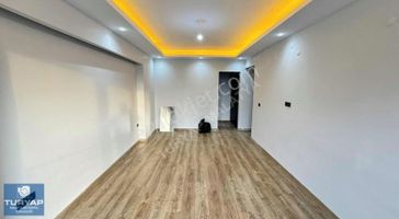 Turyap Metropol'den Çiftlik Cad. 4+1 Satılık Daire