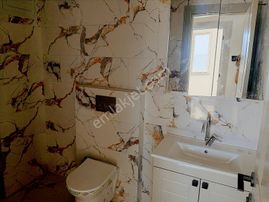 Üniversite Karşısında Satlık, 2+0 Sıfır Yapım Geniş Daire