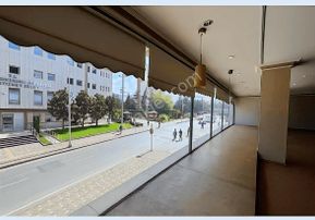 Gebze Belediye Karşısı Satılık Ticari İş Merkezi