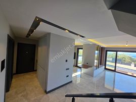 Kuşadası Satılık 4+1 Villa