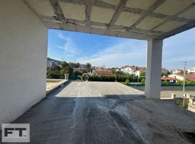 592 M² Arsa Üzerinde Yeni Yapı Satılık İş Yeri