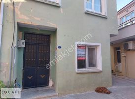 Urla Merkezde Kiralık Avlulu 2+1 Daire