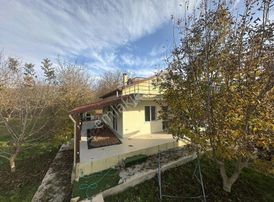 Yeşilyurt'ta Satılık Çiftlik Evi