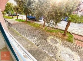 Fırsat! Bursa'nın Kalbinde Site İçi Az Katlı Tokilerde 2+1 Daire