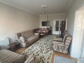 Burak Emlak'dan Kiralık Daire Kurtuluş Kıbrıs Cd. 3+1 Yapılı Eşyalı Arakat