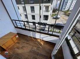 Remax Modern Bülent Ak'dan Satılık Eşyalı 1+1 Daire