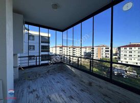 Tekkeköyde Havuzlu Site İçerisinde Kiralık 3+1 Arakat Daire