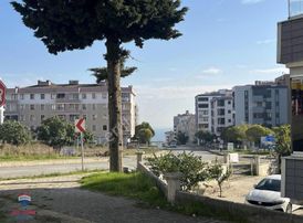 Celal Dinlenmez'den Kiralık Dükkan