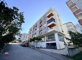 Omü Tramvay Durağına Yakın Deniz Manzaralı Kiralık 1+1 Daire