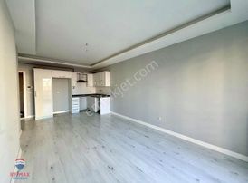 Omü Tramvay Durağına Yakın Deniz Manzaralı Kiralık 1+1 Daire