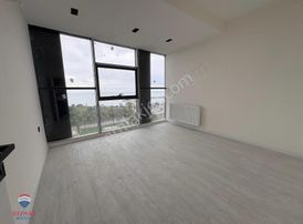 Remax Modern Onur Çibikci' Den Ciem Plaza Kiralık 2+1 Sıfır Ofis