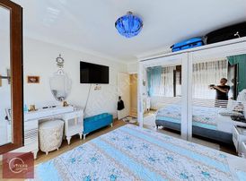 Vinora'dan Göztepe'de İskanlı Minibüs Cad.yakın Geniş Fırsat 2+1