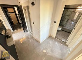 Duvar Kağıtlı Kaliteli İşçilik 1.kat Ferah 2+1