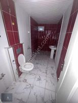 Tramvay Durağı Yanında