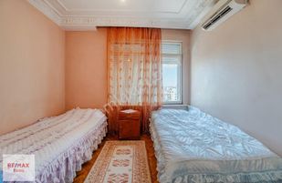 Işıklar Caddesi Üzerınde Deniz Manzaralı 3+1 Satılık Daıre