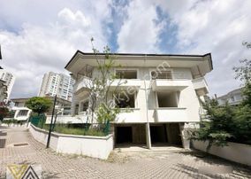 Valentia'dan Park Platin Konaklarında 7+2 Satılık Villa !!!