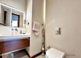 Valentia'dan Kıraner Park Sitesinde Geniş 4+1 Satılık Daire !!!