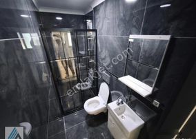 Atanora Vadi'den 2 Banyolu Cadde Yakını Lüks Yapılı Manzaralı 3+1