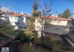 19 Mayıs Hastanesi Yanı Full Mobilyalı Ara Katta 3+1 Kombili Mantolamalı Lüx