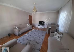 Atanora Vadi'den Merkezi Lokasyon'da 3+1 Köşe Başında Ön Cephe Giriş Kat' Da Daire