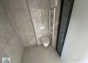 Atanora Vadi'den Crystal Tower 'de Ara Katlar'da Manzaralı Lüks 2+1 Daireler