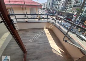 Atanora Vadi'den Dikmen Caddesi Üzerinde 4+1 Ön Cephe Süperlüx Yapılı Daire