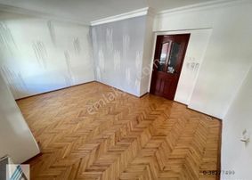 Atanora Vadi'den Dikmende Merkezi Lokasyon Giriş Ön Cephe Kapalı Garajlı 3+1