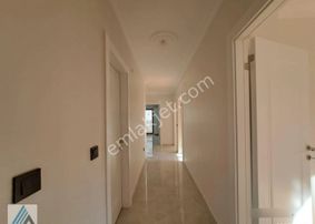 Atanora Vadi'den Dikmende Cadde Yakını Yapılı Ara Kat 3 Cephe Boş Acil Satılık 3+1