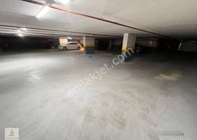 Feneryolu'nda 3+1 Balkonlu Ebeveyn Banyolu 1 Yıllık