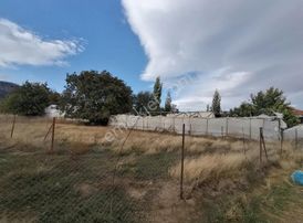 Korkuteli Kevzerde Satılık 521 M2 Yol Kenarı Abonelikleri Mevcut