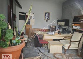 Kecören İncirli Yunus Emre Caddesin'de 30 M2 Satılık Dükkan