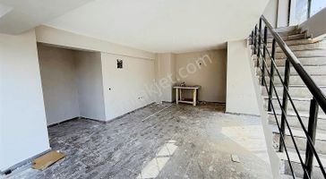 Kurumsal Kiracılara Uygun 1000m2 Mağaza