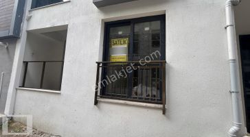 Seyrek Meydan Yakını Geniş 1+1 Satılık Bahçeli Daire