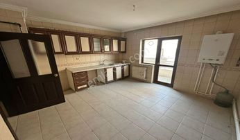 İncirli Danışmentyakını 4+1 Teraslı Dubleks Bağımsız Geniş Daire