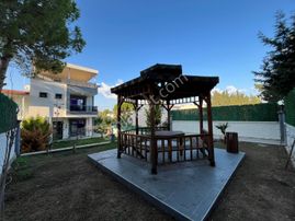 Denize Sıfır Sitede Villa