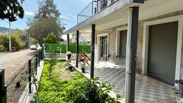 Foça Bağarası İyi Konum Butik Site Verandalı Bahçe Katı 2+1 Daire