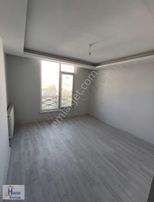 Karşıyaka Mahallesine Ana Cadde Üzerinde Satılık 3+1 Daire..!