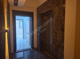 Ayanoğlu Mah Tramvay Dibinde Asansörlü 2+1 Satılık Daire