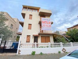 Ürkmezin Kalbi Bengiler'de Plaja 50m Bahçeli Satılık 2+1 Daire