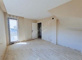 Esentepe Mah 3+1 Ebeveyn Banyolu Satılık Çatı Dubleksi