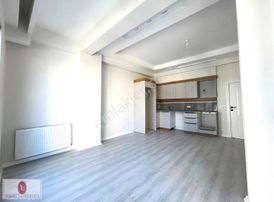 Yüksel'den Kadıköy Merkez'de Çift Cepheli Arakat Sıfır 2+1 Daire