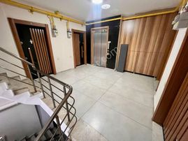 Yükselden Satılık İkizçayda Bahçe Kullanımlı Giyinme Odalı Lux 2+1 Daire