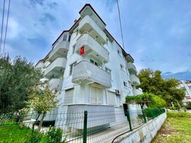 Berkay Demirel'den Altınkumda Ön Cephe Çift Balkon 2+1 Daire
