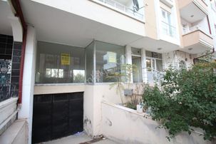 Aksaray Meydan Mahallesi'nde Cadde Üzerinde Kiralık 150m² Dükkan