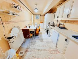 Saat Kulesine Yürüme Mesafesinde Yapılı 2+1 Daire