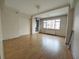 Salih Emlak 'tan Önü Açık 3+1 Kredili 3.kat Boş Daire