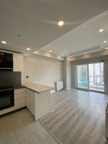 Esenyurt Mehterçeşme Mahallesi 1+1 11.kat Kiralık Daire Önay Life Rezidans Teraslı Şehir Manzaralı