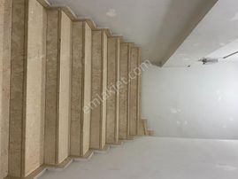 Altınbaş Emlak'tan Ertuğrulgazi Caddesinde Kiralı Ofis / Büro