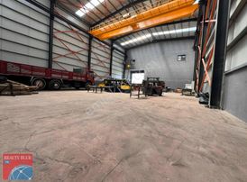 Gebze Pelitli'de 2060m2 10 Tonluk Vinçli Fabrika Üretim Tesisi